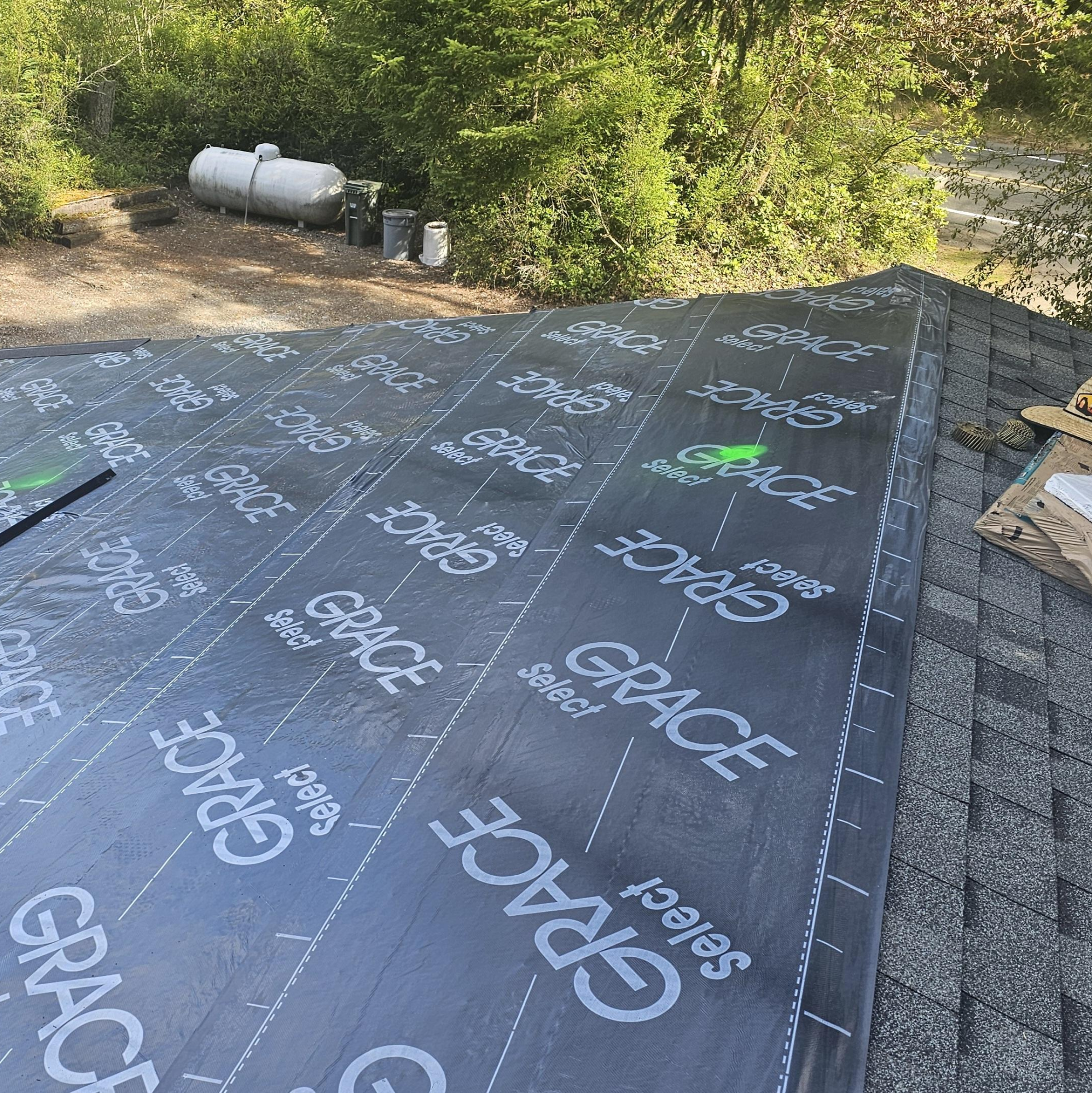 Grace Vycor Select Rubberized Asphalt Roof Underlayment 36 in x 65